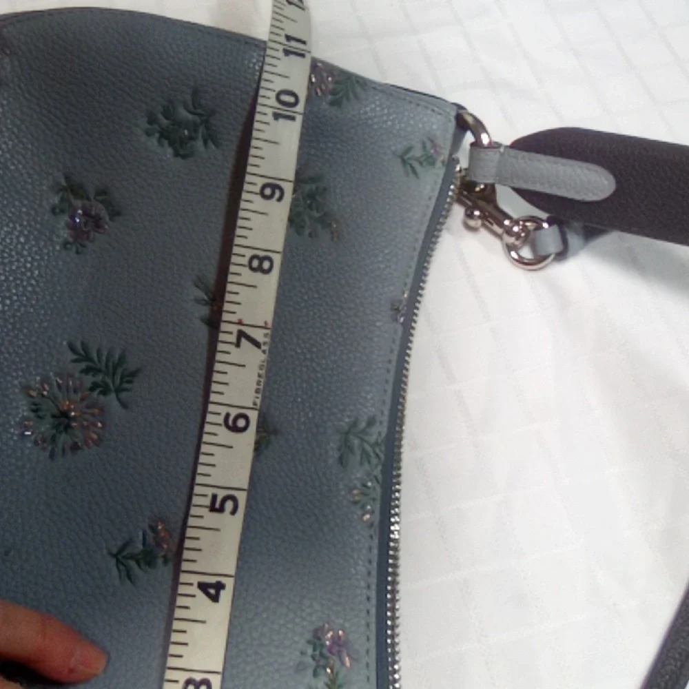 Coach Light Gray Floral Crossbody Bag - Picture 6 of 7